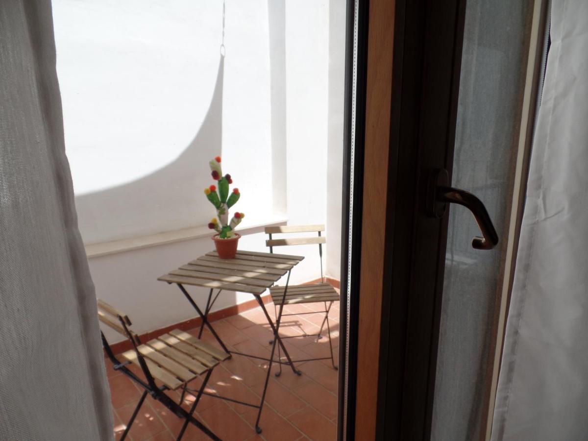 Isola Bed And Breakfast Syracuse Exterior photo